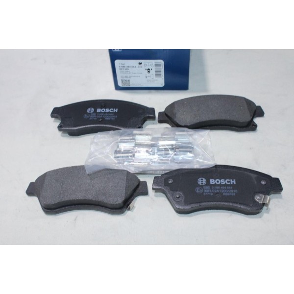 Lot 4 plaquettes de frein avant montage bosch Bosch BP1355 0986494644 pour opel astra J chevrolet cruze aveo 