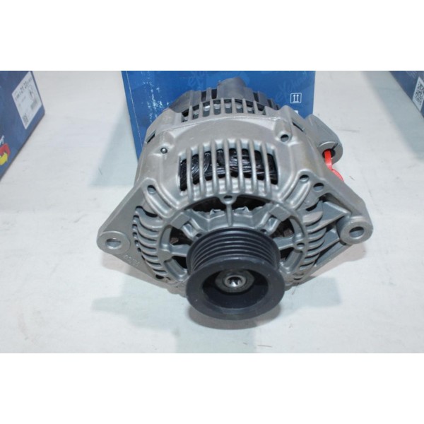 Alternateur 120A Bosch 0986049650 pour renault laguna 1 megane 1 dont scenic espace 3 III kangoo 1 clio 2 II master 2 II 2.0 