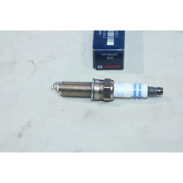 Lot 2 bougies allumage iridium Bosch YR7NII33S 9691 0242135533 pour hyundai HB20 ioniq kona kia nira ceed xceed mitsubishi 