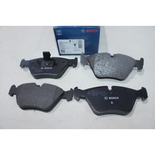 Lot 4 plaquettes de frein avant montage teves Bosch BP473 0986424767 pour BMW serie 3 X3 Z4 E46 E83 E85 E86 MG ZT ZT-T rover 75 
