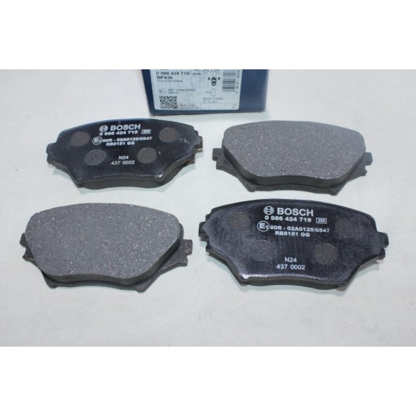 Lot 4 plaquettes de frein avant montage akebono Bosch BP430 0986424719 pour toyota RAV4 XA20 