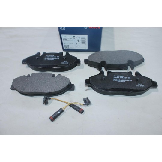 Lot 4 plaquettes de frein avant montage bendix Bosch BP991 0986494081 pour mercedes vito W639 