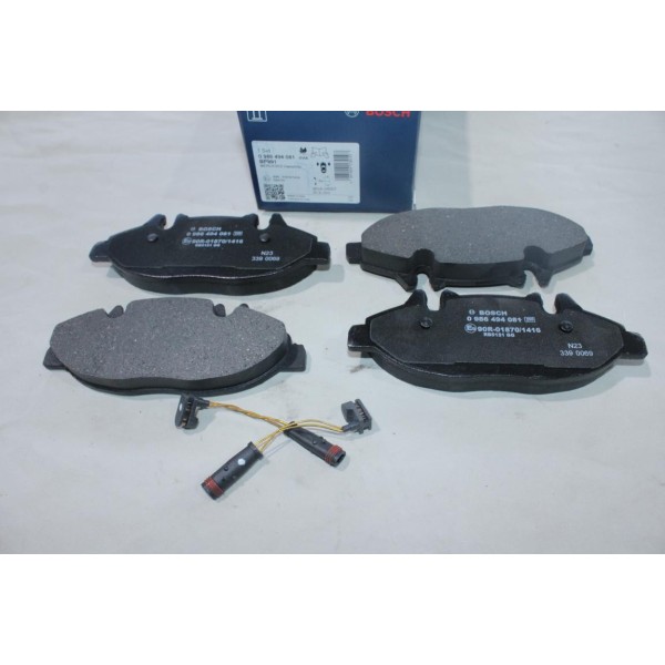 Lot 4 plaquettes de frein avant montage bendix Bosch BP991 0986494081 pour mercedes vito W639 