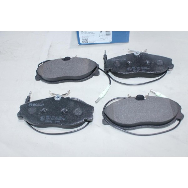 Lot 4 plaquettes de frein avant montage girling Bosch BP103 0986424223 pour citroen ZX xsara peugeot 306 406 607 