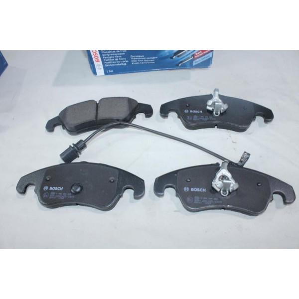 Lot 4 plaquettes de frein avant montage lucas Bosch BP1131 0986494259 pour audi A4 A5 Q S4 S5 