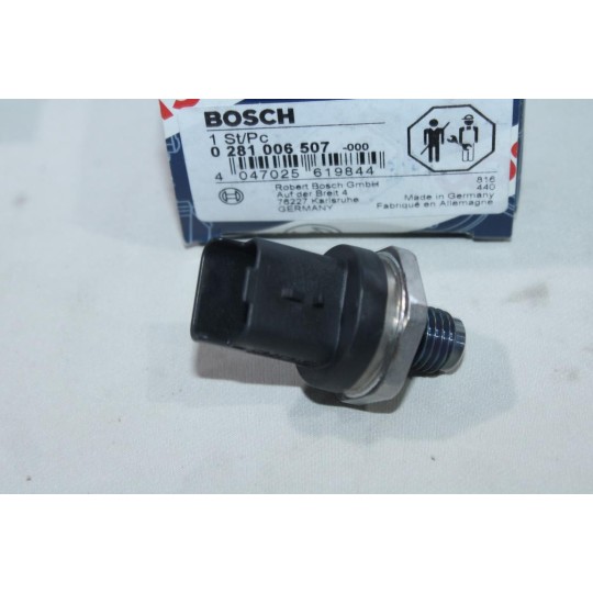 Sonde capteur pression de carburant Bosch 0281006507 pour citroen evasion jumpy 1 xantia xsara dont picasso berlingo 1 C4 C5 C8 