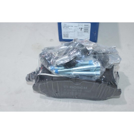 Jeu 4 plaquettes de frein avant montage brembo Bosch BP1224 0986494334 pour nissan NT400 cabstar renault trucks maxity 