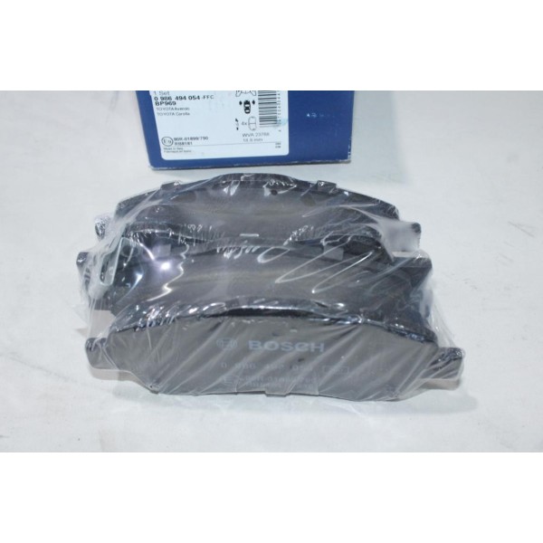 Lot 4 plaquettes de frein avant montage bosch Bosch BP969 0986494054 pour toyota avensis T25 corolla verso AR10 