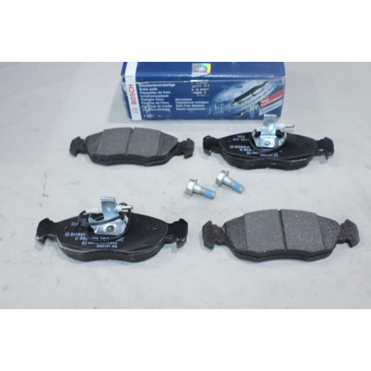 Lot 4 plaquettes de frein avant montage teves Bosch BP612 0986461764 pour peugeot 306 