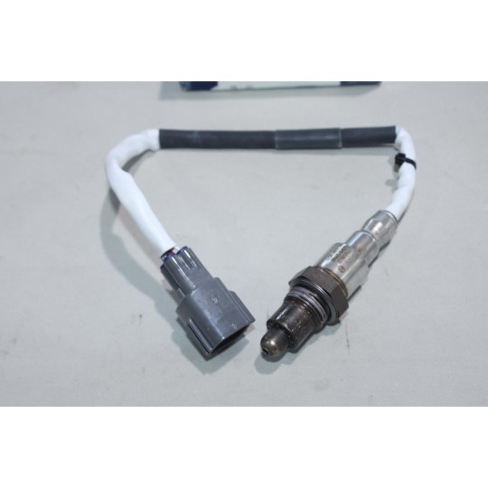 Sonde lambda echappement Bosch LS30446 0258030446 pour citroen C1 peugeot 108 toyota aygo 1.0 essence 