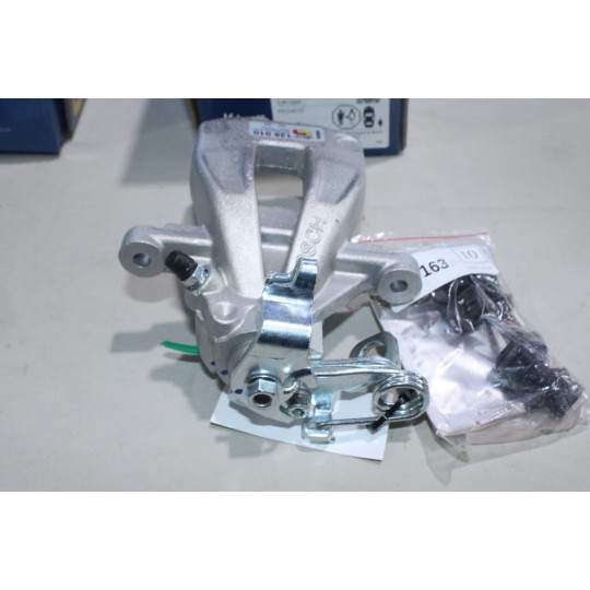 Etrier de frein arriere droit piston 38mm montage bosch Bosch CR1585 0986135010 pour peugeot 207 