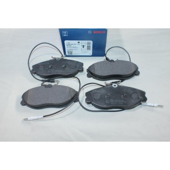 Jeu 4 plaquettes de frein avant montage girling Bosch BP103 0986424223 pour citroen ZX xsara peugeot 306 406 607 