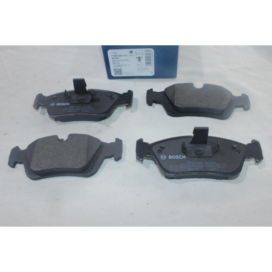 Lot 4 plaquettes de frein avant montage teves Bosch BP251 0986494015 pour BMW serie 3 Z3 Z4 E36 E46 E85 