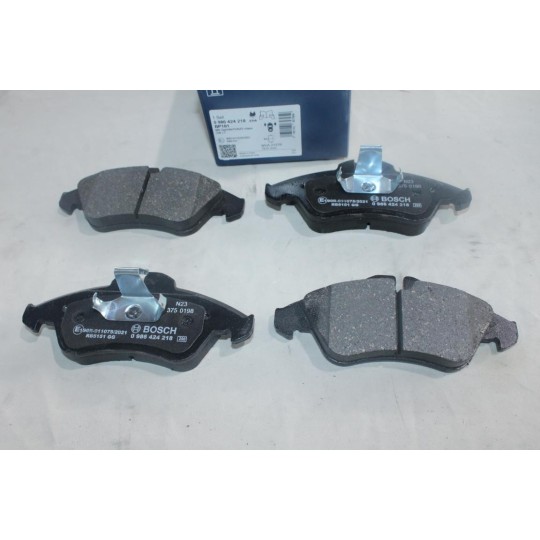 Jeu de 4 plaquettes de frein avant montage teves Bosch BP101 0986424218 pour mercedes sprinter W901 W902 W903 W904 vito W638 