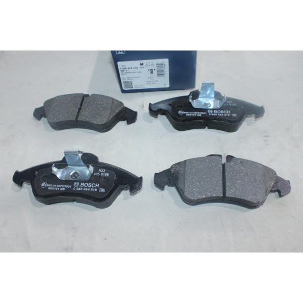 Jeu de 4 plaquettes de frein avant montage teves Bosch BP101 0986424218 pour mercedes sprinter W901 W902 W903 W904 vito W638 