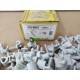 Boite 100 agrafes fixation de gaine tube 16mm Fix-ring 3509093000500 pour electricité et plomberie