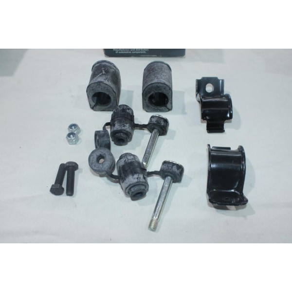 Jeu 4 silents bloc avec 2 etriers support fixation barre stabilisatrice Quinton Hazell EMBK2408 pour renault megane 1 dont 