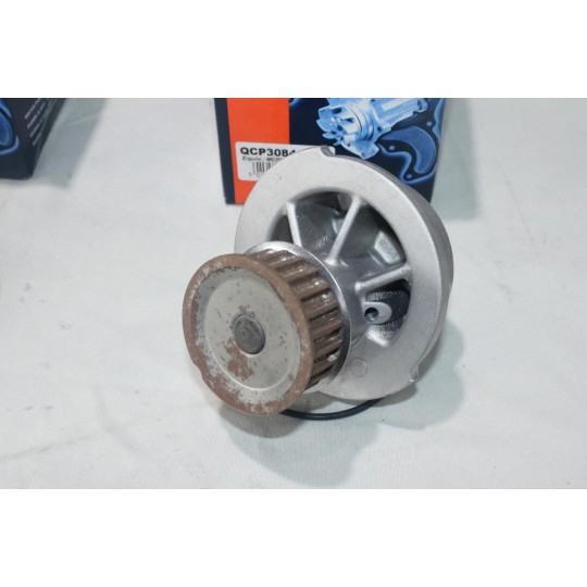 Pompe à eau + joint (oxydation) Quinton Hazell QCP3084 pour opel corsa B astra F G vectra B tigra A zafira A 1.4 1.6 essence 