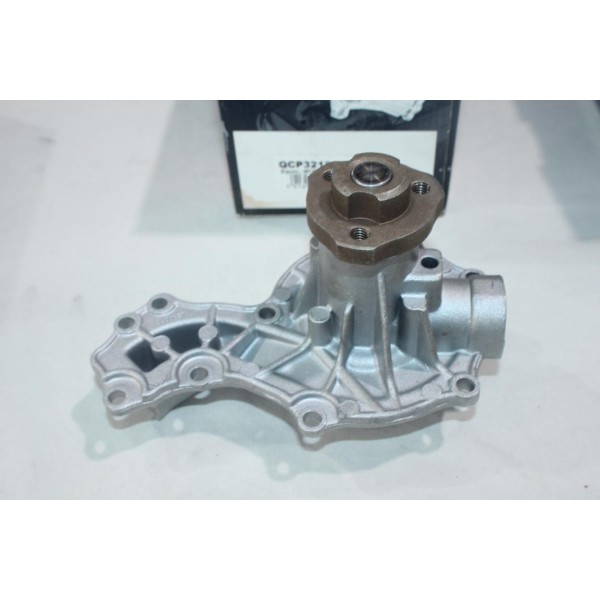 Pompe à eau Quinton Hazell QCP3212 pour audi A4 A6 volkswagen passat B5 1.6 1.8 essence 