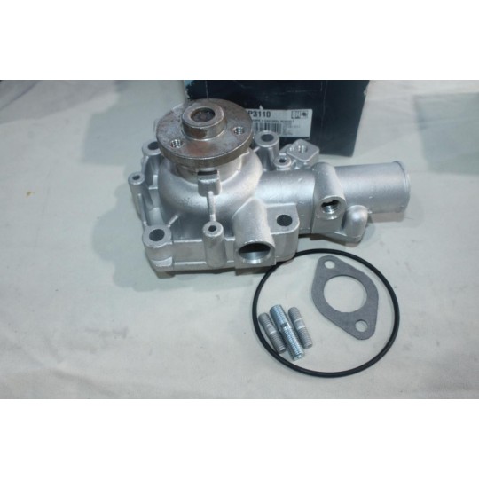Pompe à eau avec joint Quinton Hazell QCP3110 pour alfa romeo AR8 iveco daily 1 2 I II opel arena renault trafic 1 master 1 2.4 