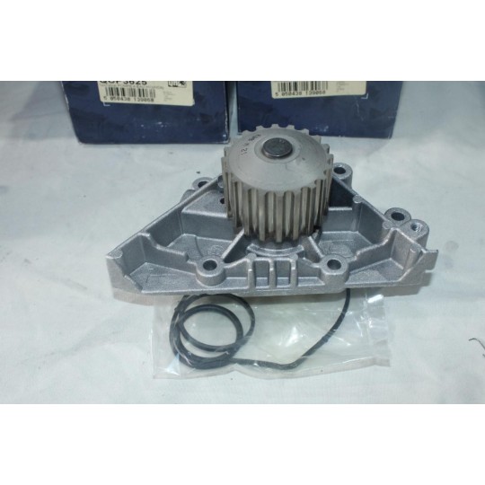 Pompe à eau avec joints Quinton Hazell QCP3625 pour citroen C4 C8 peugeot 206 307 406 407 607 807 1.8 2.0 2.2 essence 