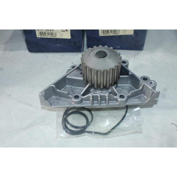 Pompe à eau avec joints Quinton Hazell QCP3625 pour citroen C4 C8 peugeot 206 307 406 407 607 807 1.8 2.0 2.2 essence 