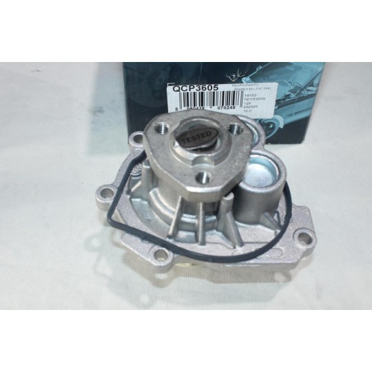 Pompe à eau avec joint Quinton Hazell QCP3605 pour alfa romeo 159 chevrolet aveo cruze orlando fiat stilo croma 2 II opel astra 
