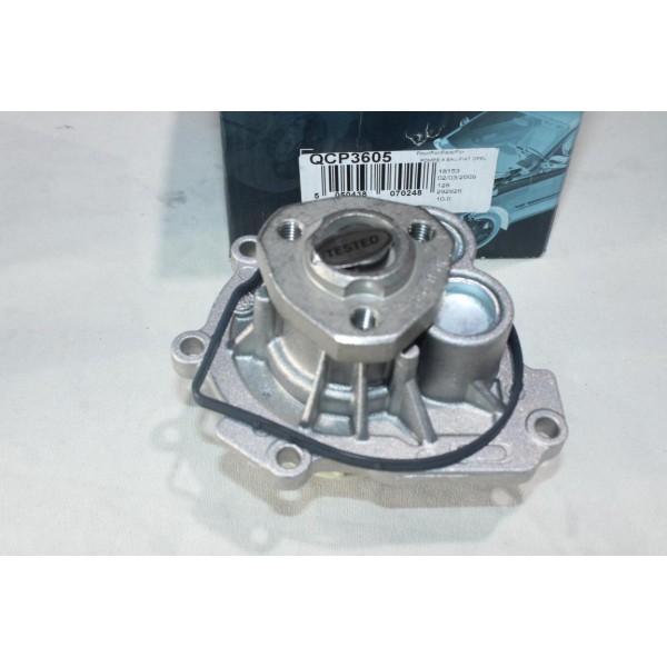 Pompe à eau avec joint Quinton Hazell QCP3605 pour alfa romeo 159 chevrolet aveo cruze orlando fiat stilo croma 2 II opel astra 