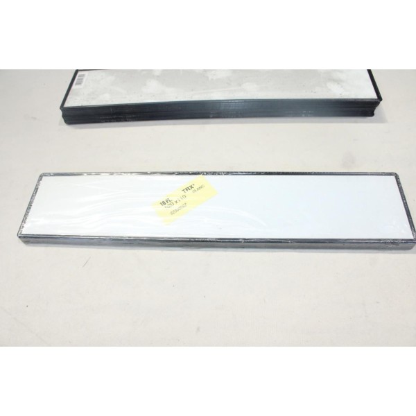 Lot 33 plaques immatriculation blanche 520x110 Tiflex 6230026Z 