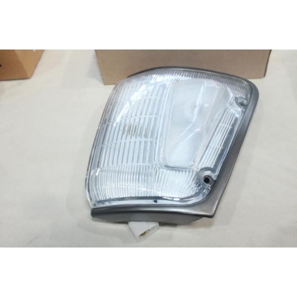 Feu clignotant avant gauche Depo TLN12-67407 pour toyota hilux de 1988 à 1997 