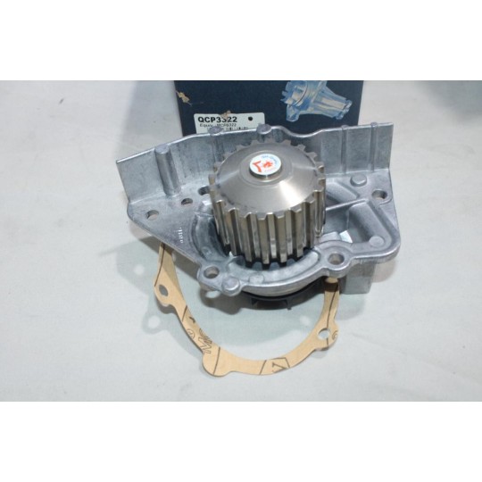 Pompe a eau avec joint Quinton Hazell QCP3322 pour citroen xantia ZX peugeot 306 406 1.8 essence 