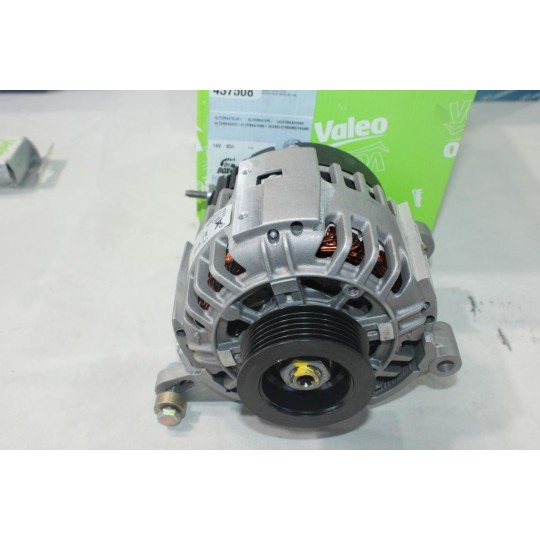 Alternateur 80A Valeo 437508 pour nissan primera P10 2.0 essence 