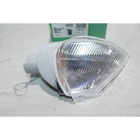 Feu clignotant avant gauche Valeo 085522 pour renault laguna 1 