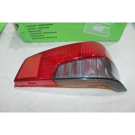 Cabochon de feu arriere droit Valeo 084613 pour peugeot 106 