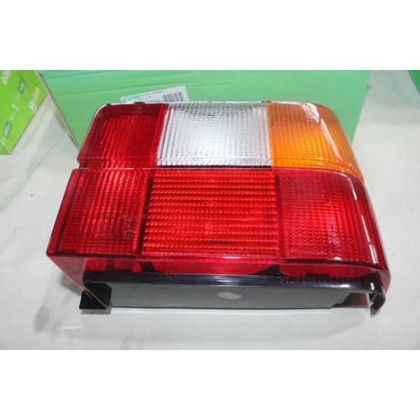Feu lanterne arriere droit Valeo 082065 pour citroen BX 