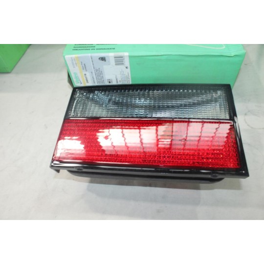 Feu lanterne arriere gauche Valeo 085078 pour citroen xantia de 1993 à 1997 