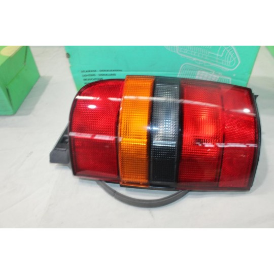 Feu lanterne arriere gauche Valeo 084564 pour renault espace 2 II partir de 1991 