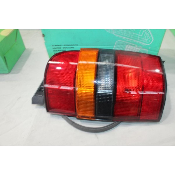 Feu lanterne arriere gauche Valeo 084564 pour renault espace 2 II partir de 1991 