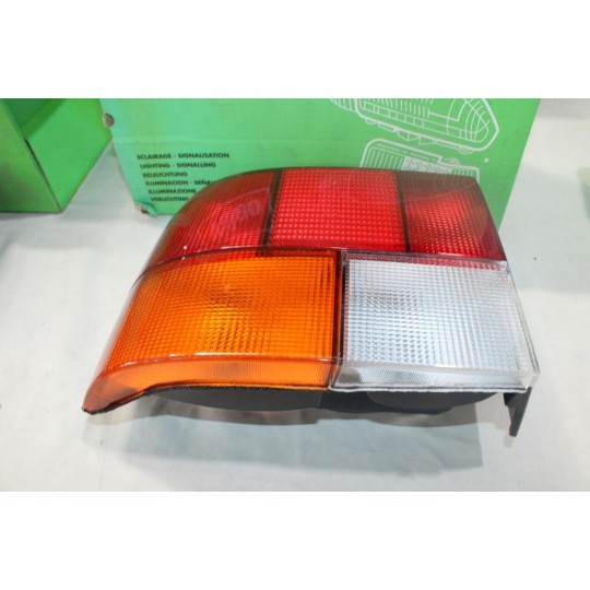 Feu lanterne arriere gauche Valeo 083644 pour renault 19 R19 