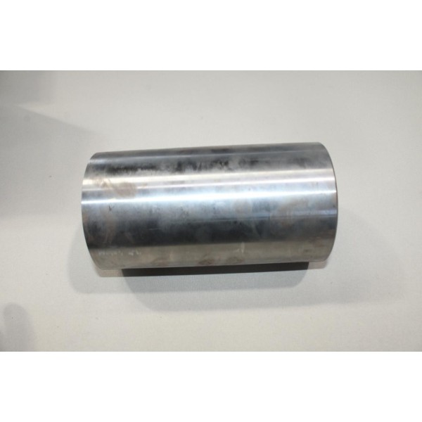 Chemise de piston moteur (sans emballage origine) Kolbenschmidt 89049190 pour audi 80 volkswagen jetta 1 golf 1 passat B1 