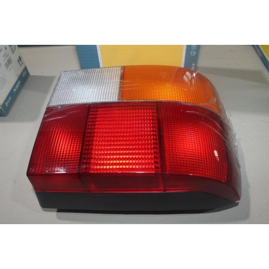Feu lanterne arriere gauche Magneti Marelli 62233 714025151701 pour renault 19 R19 