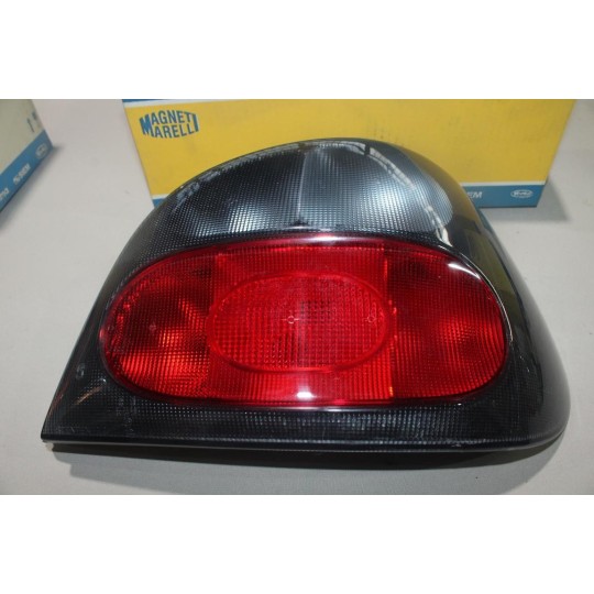 Feu lanterne arriere droit Magneti Marelli 62066 714025281801 pour renault megane 1 
