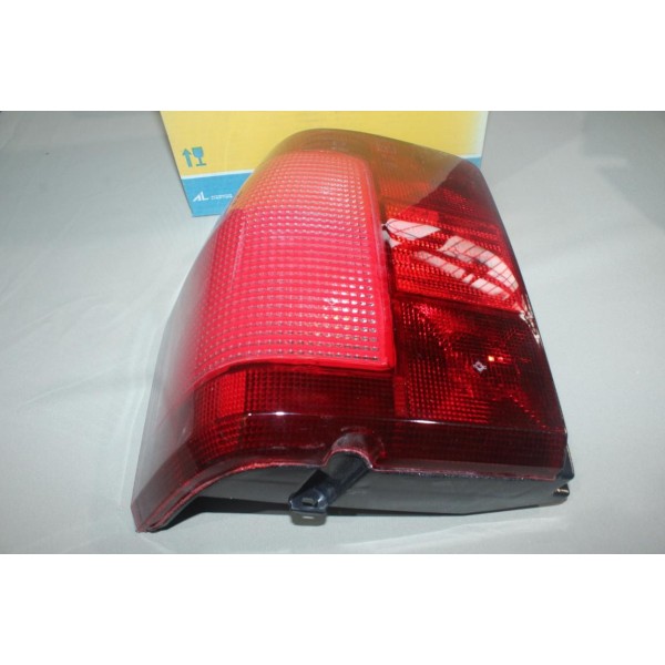 Feu lanterne arriere gauche Magneti Marelli 08137 714028860703 pour fiat tipo de 1988 à 1995 