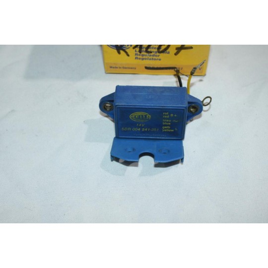 Regulateur alternateur Hella 5DR004241-351 