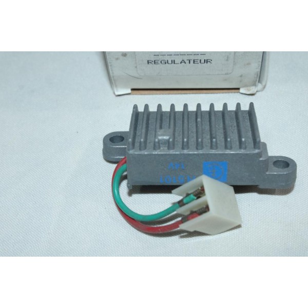 Regulateur alternateur 14V Carbone lorraine R5101 