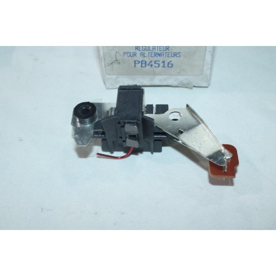 Regulateur alternateur Carbone lorraine PB4516 