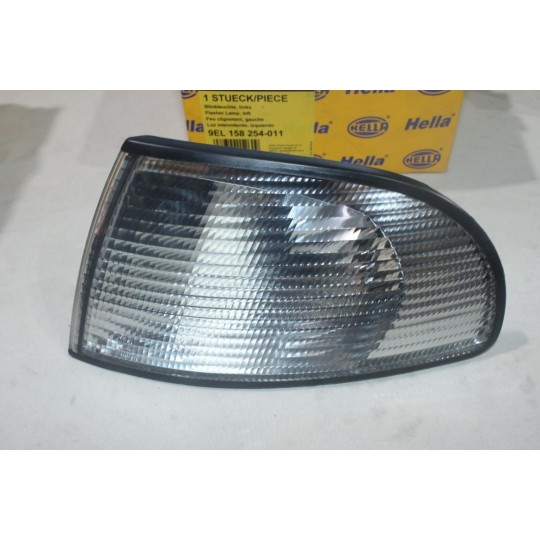 Feu clignotant avant gauche Hella 9EL158254-011 pour audi A4 de 1994 à 1999 