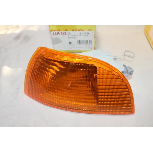 Feu clignotant avant gauche Bosch 0318214003 pour fiat punto 1 