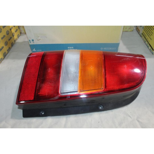 Feu lanterne arriere droit Magneti Marelli 18319 714098290210 pour mercedes vito W638 