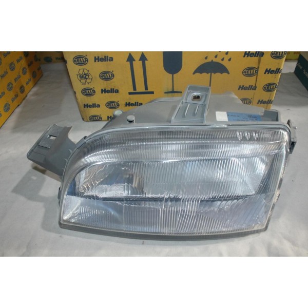 Jeu 2 phares projecteur avant gauche + droit (manque bouchon) Hella 1AF006826-171 + 1AF006826-181* pour fiat punto 1 partir de 